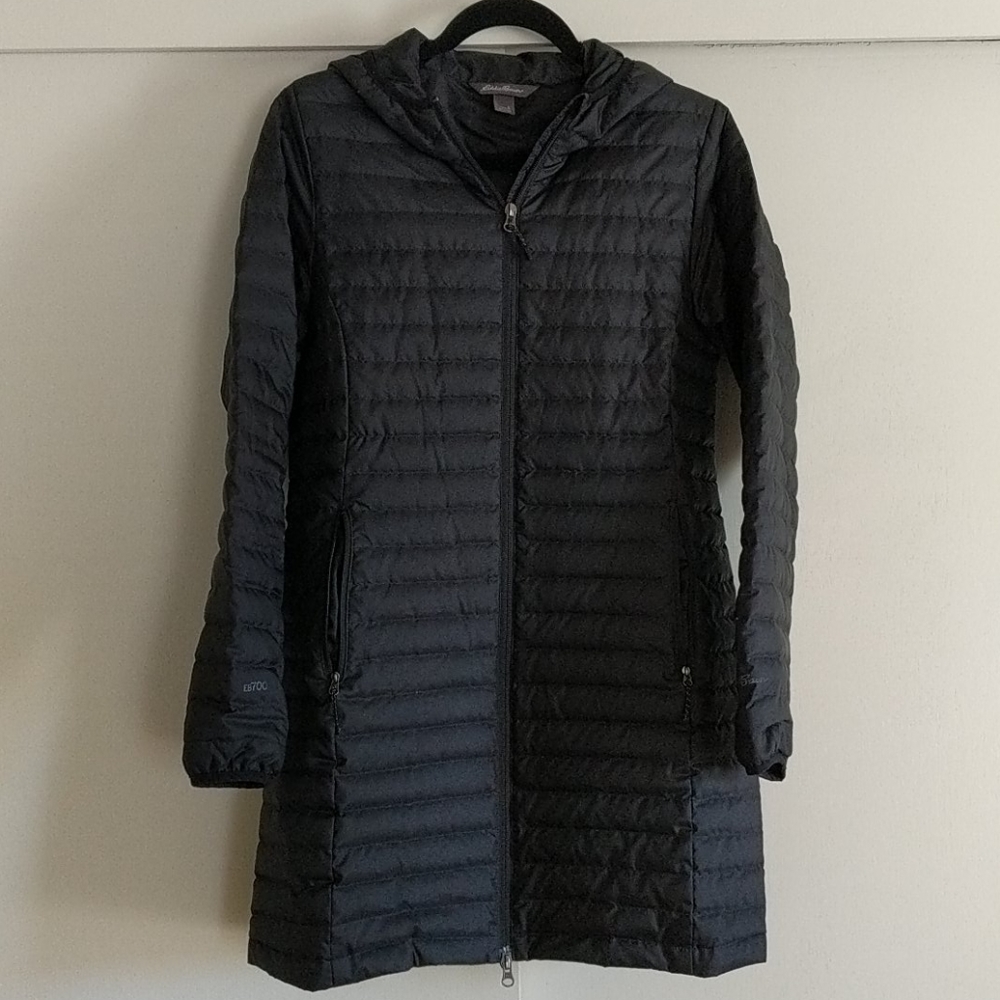 Like new! 🖤Black Eddie Bauer EB700 long down coat